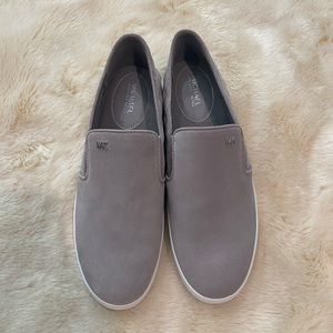 Brand new Michael Kors size 9.5